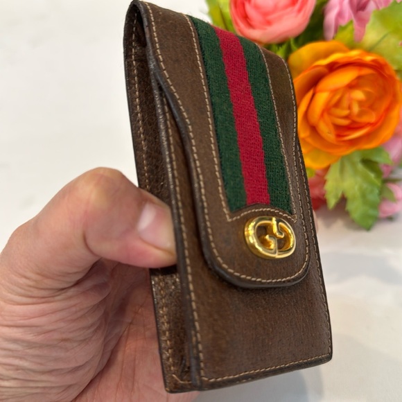 Gucci Handbags - Authentic Gucci cigarette/lipstick/card wallet